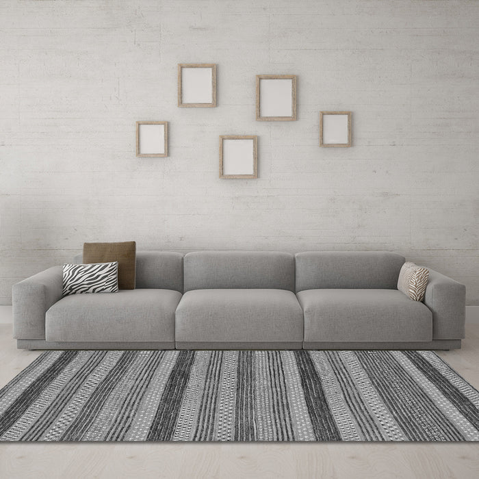 Machine Washable Oriental Gray Modern Rug in a Living Room,, wshabs288gry
