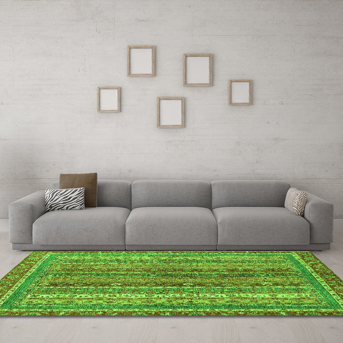Machine Washable Abstract Green Modern Area Rugs in a Living Room,, wshabs2891grn