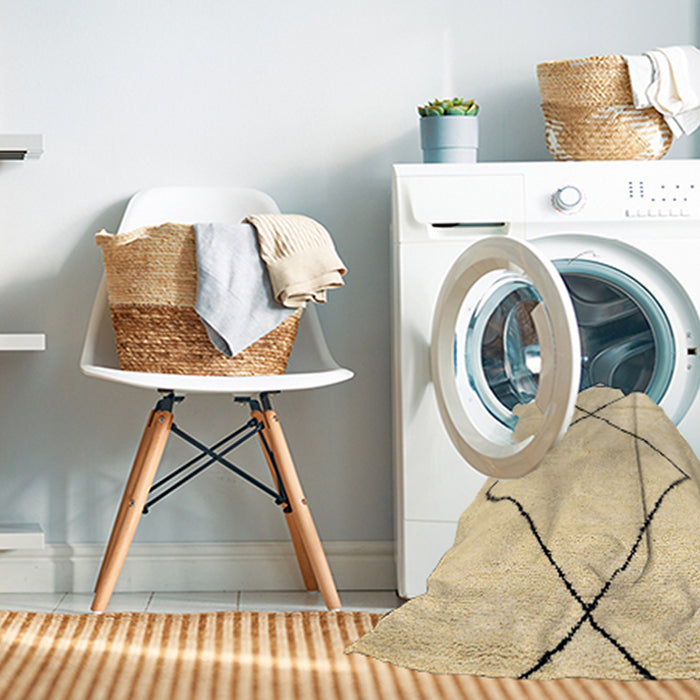 Machine Washable Abstract Sun Yellow Rug in a Washing Machine, wshabs2897