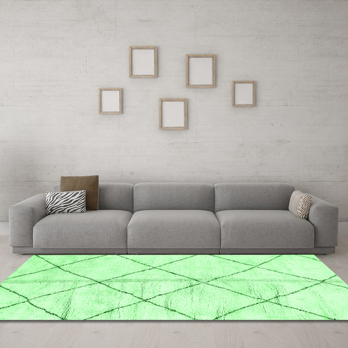 Machine Washable Solid Emerald Green Modern Area Rugs in a Living Room,, wshabs2901emgrn