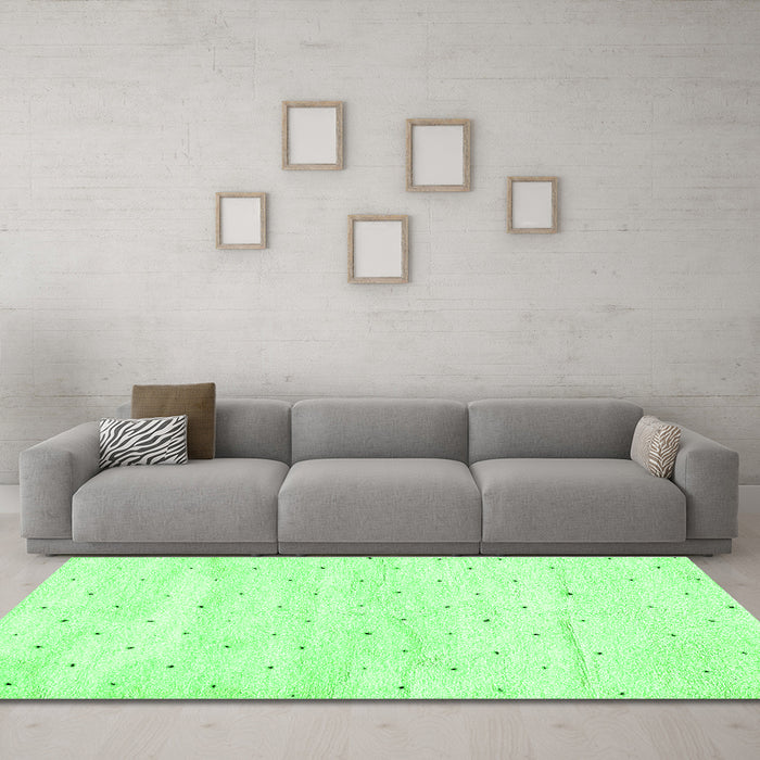 Machine Washable Solid Green Modern Area Rugs in a Living Room,, wshabs2902grn