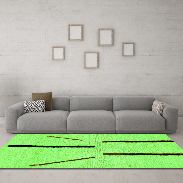 Machine Washable Solid Green Modern Area Rugs in a Living Room,, wshabs2906grn