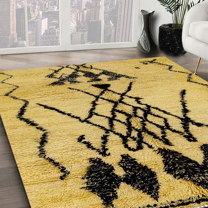 Abstract Saffron Yellow Modern Rug in Family Room, abs2907