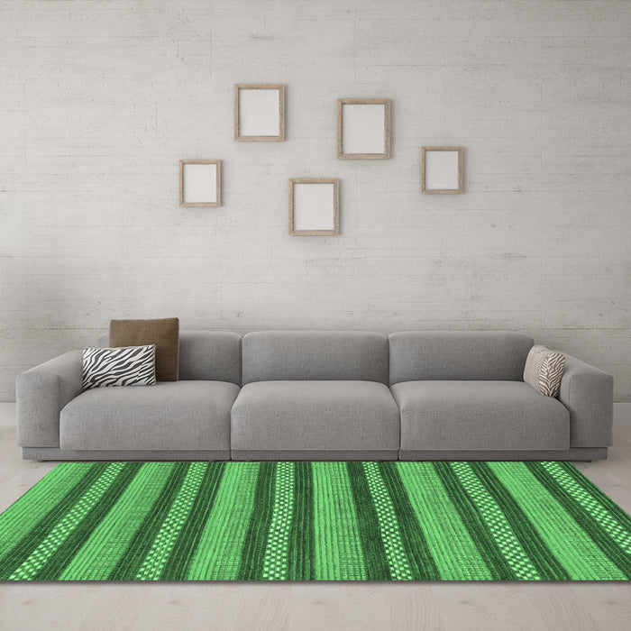 Machine Washable Oriental Emerald Green Modern Area Rugs in a Living Room,, wshabs290emgrn
