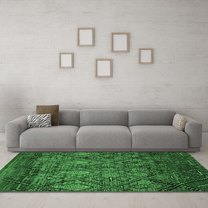 Machine Washable Abstract Emerald Green Modern Area Rugs in a Living Room,, wshabs2913emgrn