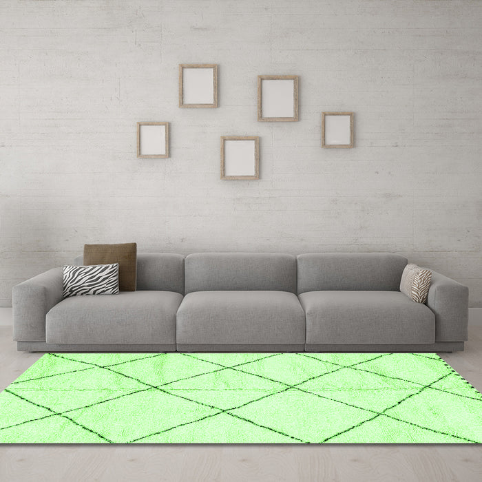 Machine Washable Solid Green Modern Area Rugs in a Living Room,, wshabs2917grn