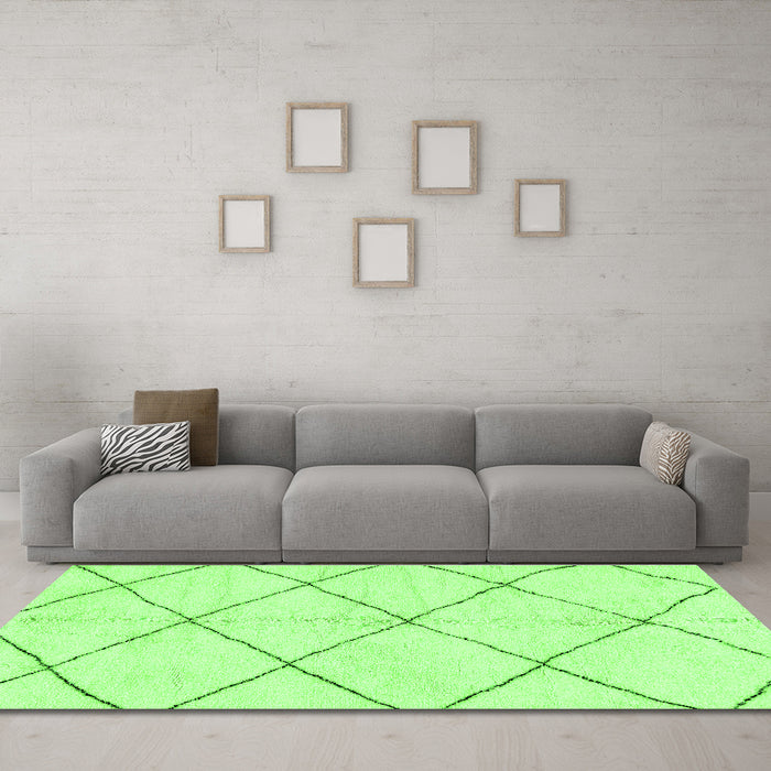 Machine Washable Solid Green Modern Area Rugs in a Living Room,, wshabs2929grn