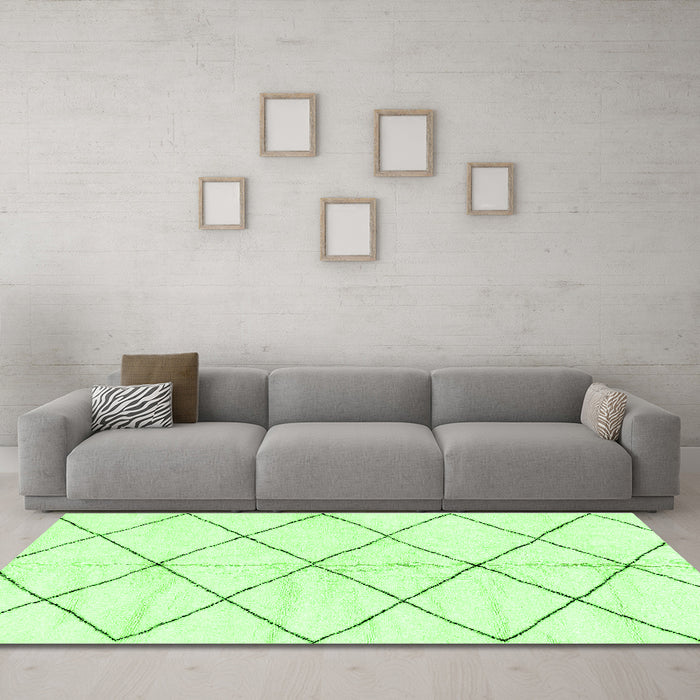 Machine Washable Solid Green Modern Area Rugs in a Living Room,, wshabs2930grn