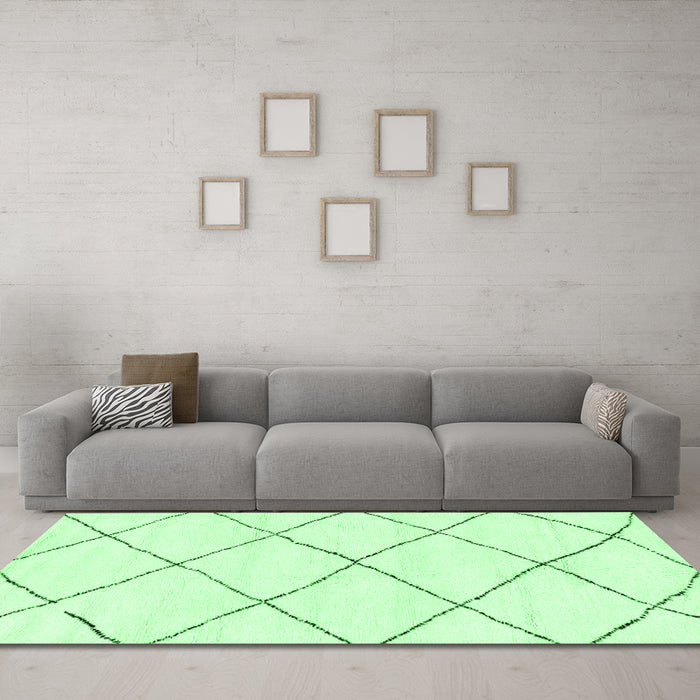 Machine Washable Solid Emerald Green Modern Area Rugs in a Living Room,, wshabs2938emgrn