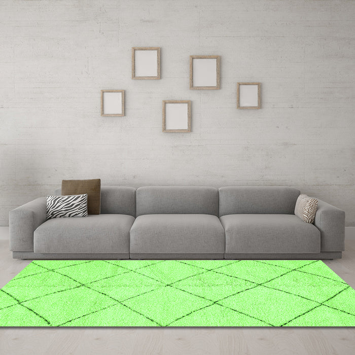 Machine Washable Solid Green Modern Area Rugs in a Living Room,, wshabs2945grn