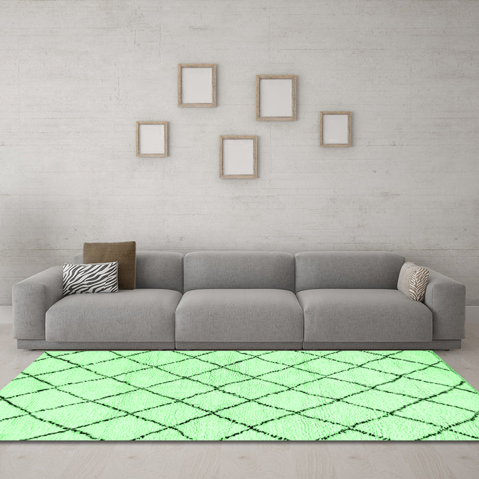 Machine Washable Solid Emerald Green Modern Area Rugs in a Living Room,, wshabs2953emgrn