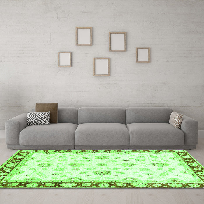 Machine Washable Oriental Green Traditional Area Rugs in a Living Room,, wshabs2960grn