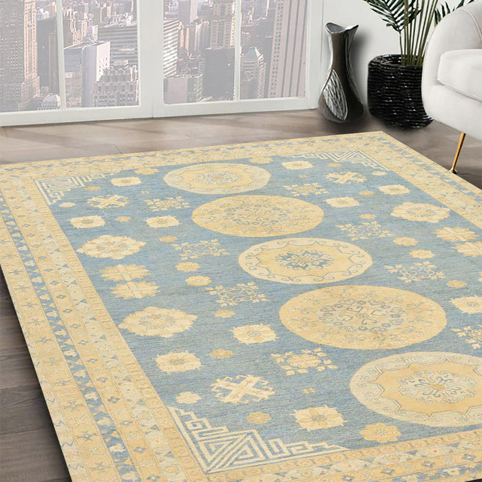 Machine Washable Abstract Brown Gold Rug in a Family Room, wshabs296