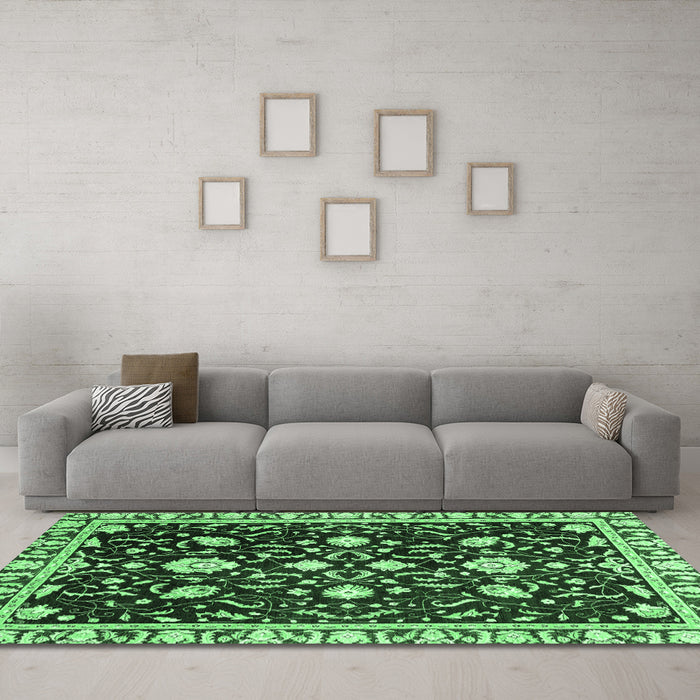 Machine Washable Oriental Emerald Green Traditional Area Rugs in a Living Room,, wshabs2975emgrn