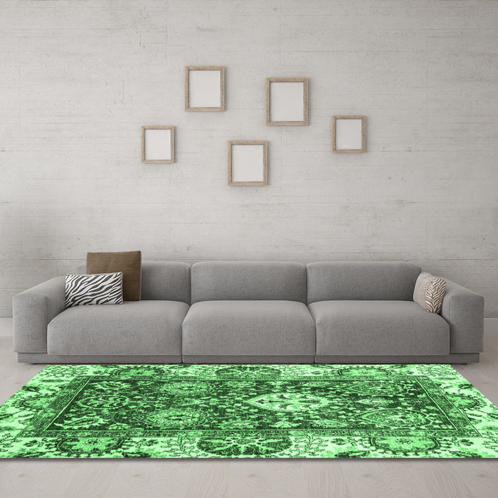 Machine Washable Abstract Emerald Green Modern Area Rugs in a Living Room,, wshabs2978emgrn