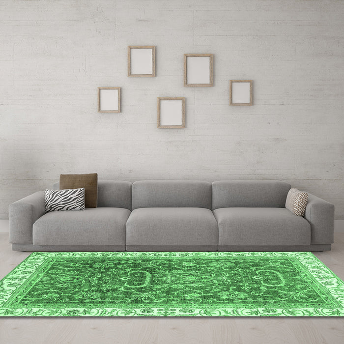 Machine Washable Oriental Emerald Green Traditional Area Rugs in a Living Room,, wshabs2981emgrn