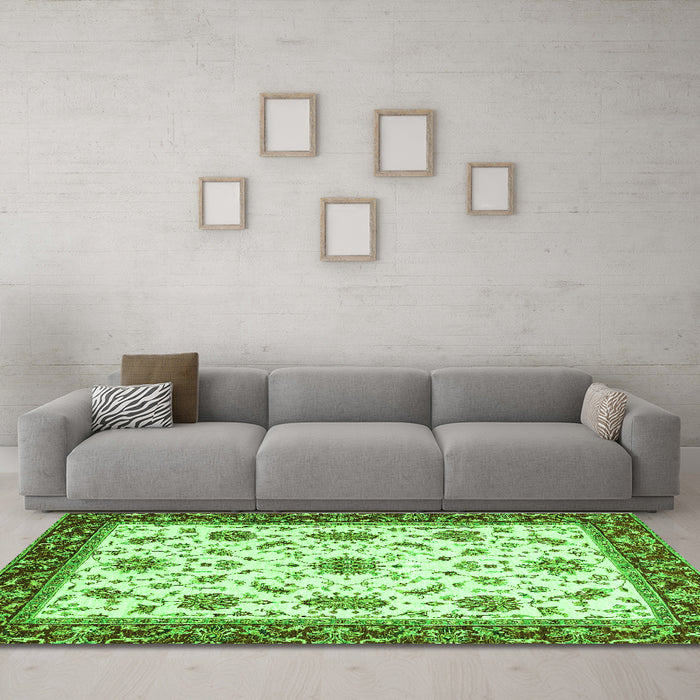 Machine Washable Abstract Green Modern Area Rugs in a Living Room,, wshabs2983grn
