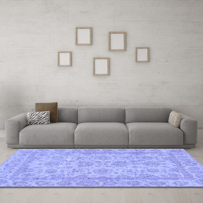 Machine Washable Oriental Blue Traditional Rug in a Living Room, wshabs2994blu
