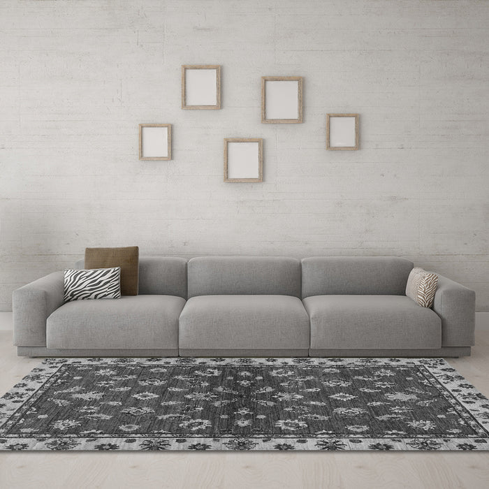 Machine Washable Oriental Gray Traditional Rug in a Living Room,, wshabs3001gry