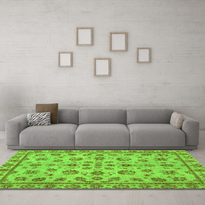 Machine Washable Abstract Green Modern Area Rugs in a Living Room,, wshabs3012grn
