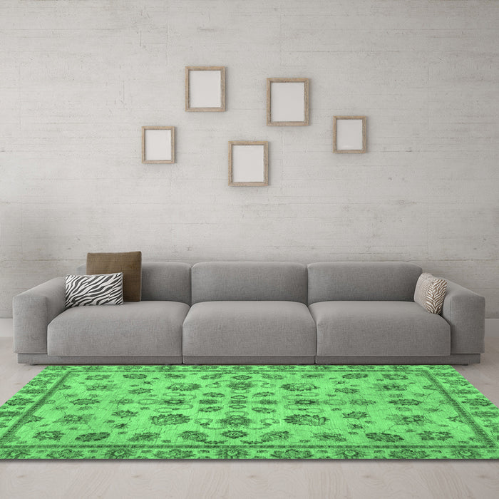 Machine Washable Abstract Emerald Green Modern Area Rugs in a Living Room,, wshabs3012emgrn