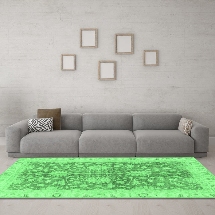 Machine Washable Abstract Emerald Green Modern Area Rugs in a Living Room,, wshabs3013emgrn