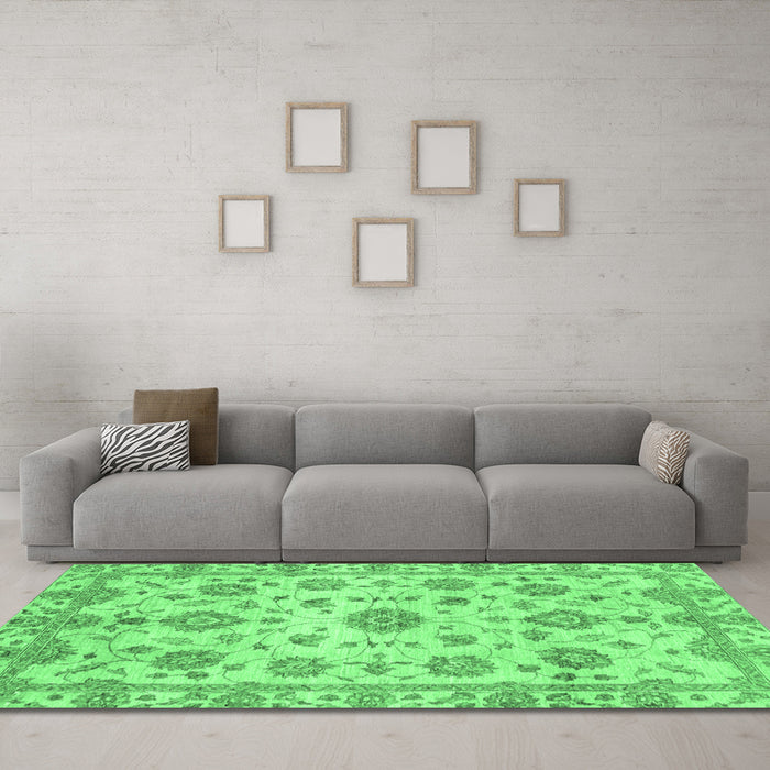 Machine Washable Abstract Emerald Green Modern Area Rugs in a Living Room,, wshabs3021emgrn