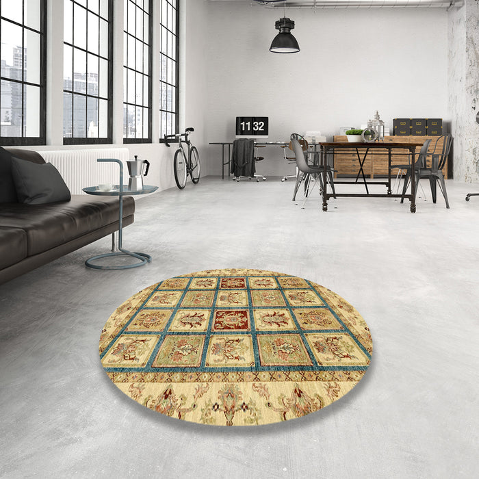 Round Abstract Chrome Gold Yellow Modern Rug in a Office, abs3023