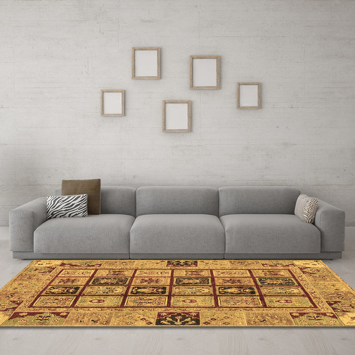 Machine Washable Abstract Brown Modern Rug in a Living Room,, wshabs3027brn