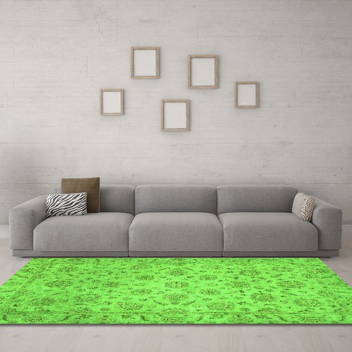 Machine Washable Abstract Green Modern Area Rugs in a Living Room,, wshabs3030grn