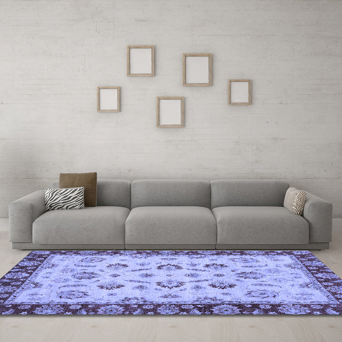 Machine Washable Oriental Blue Traditional Rug in a Living Room, wshabs3032blu