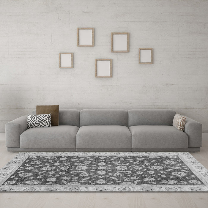 Machine Washable Oriental Gray Traditional Rug in a Living Room,, wshabs3036gry