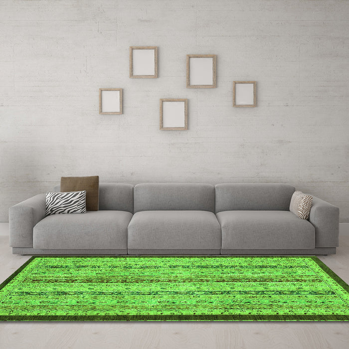 Machine Washable Abstract Green Modern Area Rugs in a Living Room,, wshabs3043grn