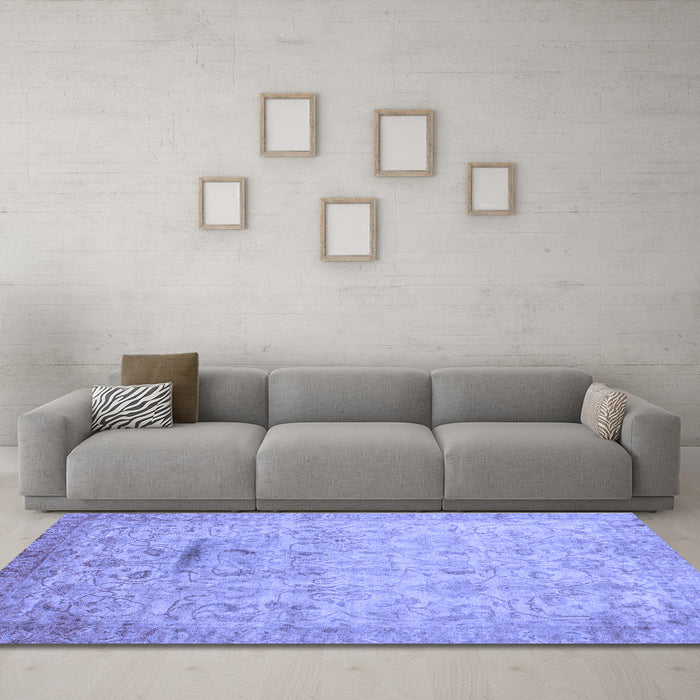 Machine Washable Oriental Blue Traditional Rug in a Living Room, wshabs3044blu