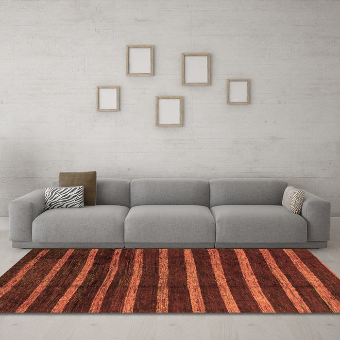 Machine Washable Abstract Brown Modern Rug in a Living Room,, wshabs3045brn