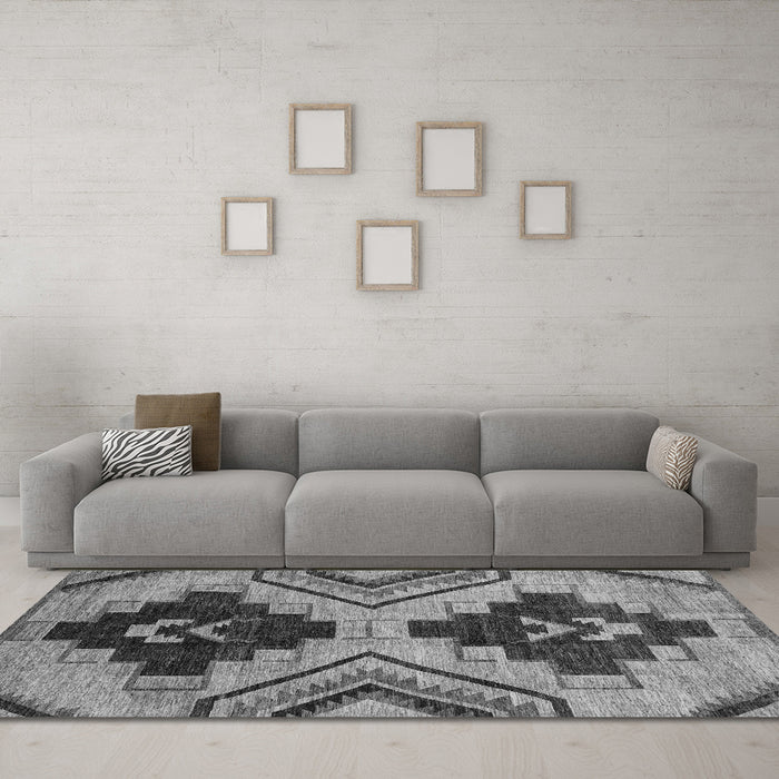 Machine Washable Oriental Gray Modern Rug in a Living Room,, wshabs3049gry