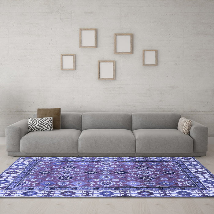 Machine Washable Oriental Blue Traditional Rug in a Living Room, wshabs3052blu