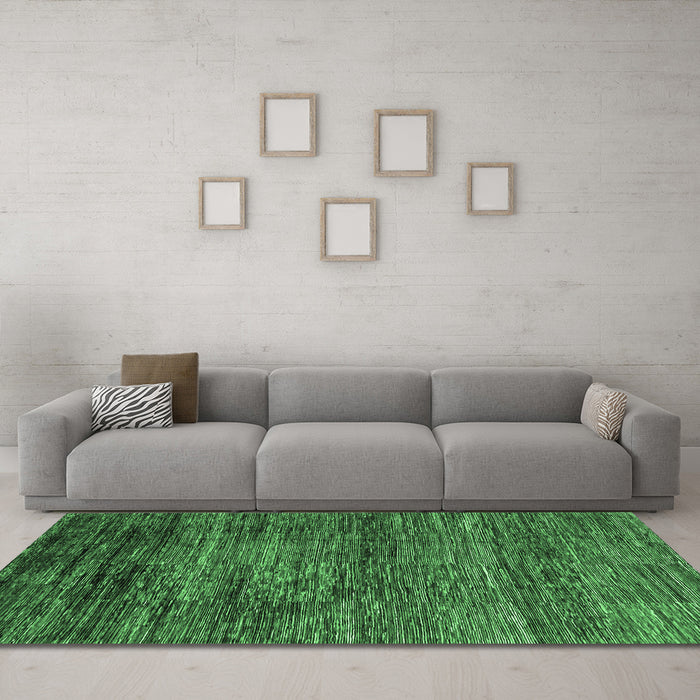 Machine Washable Oriental Emerald Green Modern Area Rugs in a Living Room,, wshabs3055emgrn