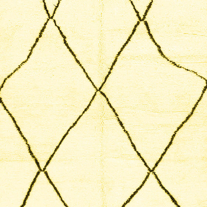 Machine Washable Solid Yellow Modern Rug, wshabs3061yw