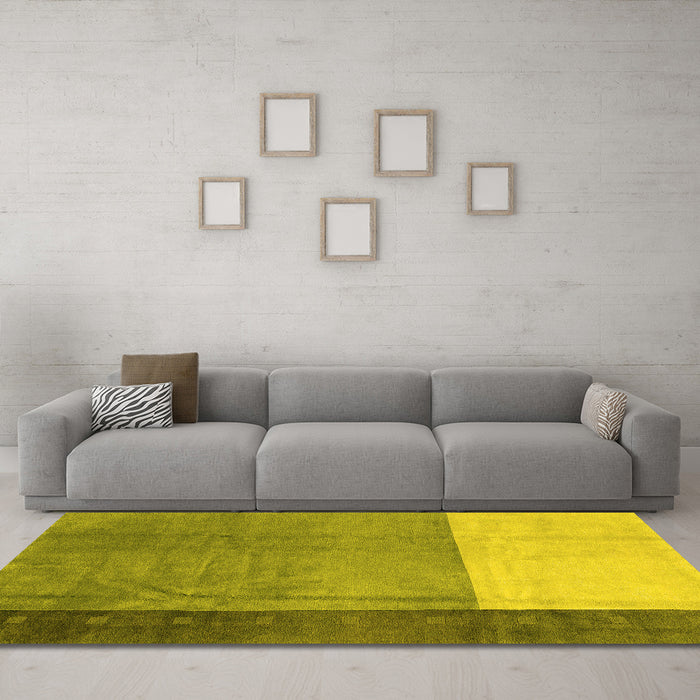 Machine Washable Abstract Yellow Modern Rug in a Living Room, wshabs3069yw
