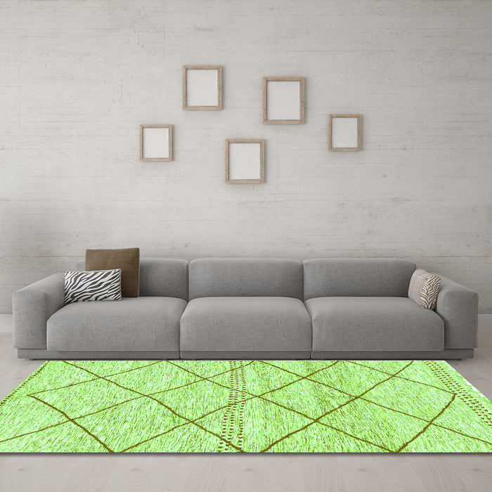 Machine Washable Solid Green Modern Area Rugs in a Living Room,, wshabs3070grn