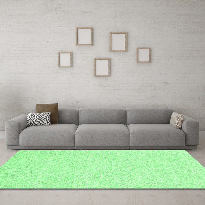 Machine Washable Solid Emerald Green Modern Area Rugs in a Living Room,, wshabs3079emgrn