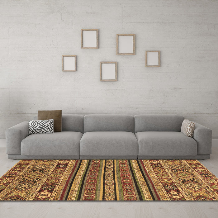 Machine Washable Abstract Brown Modern Rug in a Living Room,, wshabs3081brn