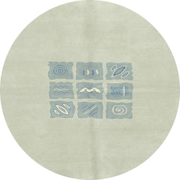 Round Machine Washable Abstract Pale Silver Gray Rug, wshabs3088