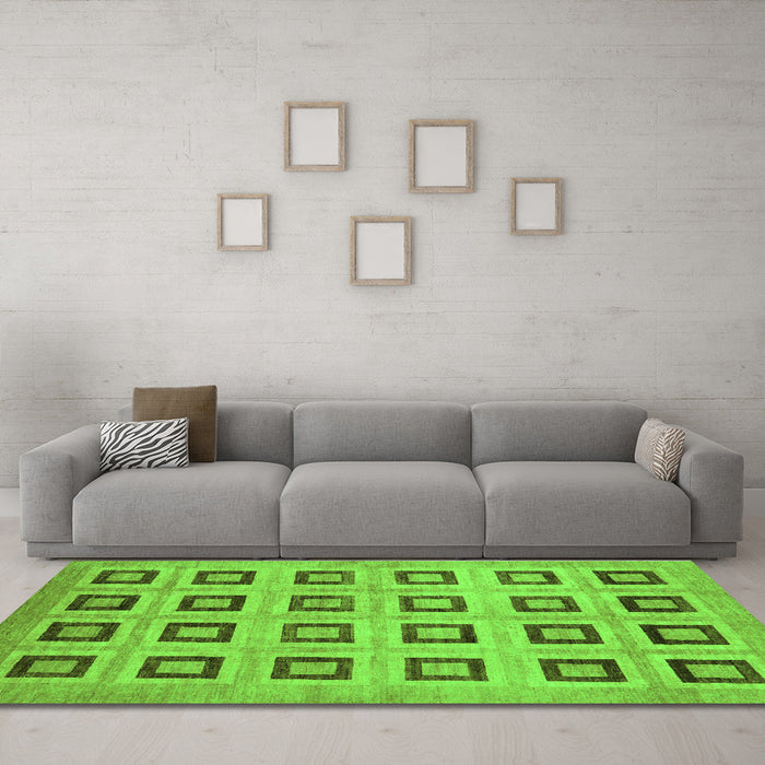 Machine Washable Abstract Green Modern Area Rugs in a Living Room,, wshabs308grn