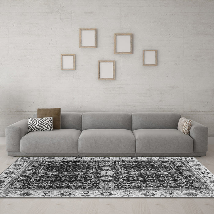 Machine Washable Geometric Gray Traditional Rug in a Living Room,, wshabs3093gry