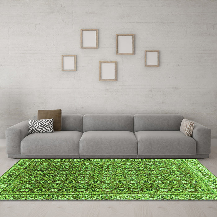 Machine Washable Abstract Green Modern Area Rugs in a Living Room,, wshabs3097grn