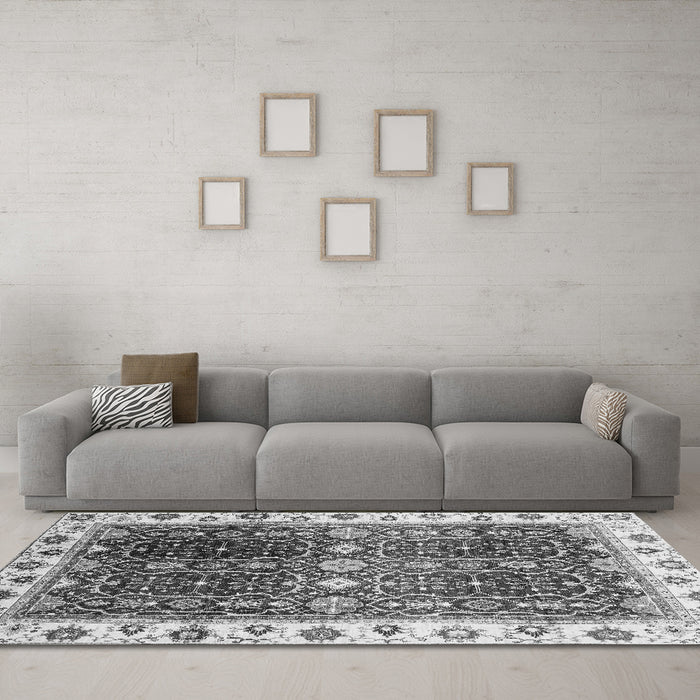 Machine Washable Oriental Gray Traditional Rug in a Living Room,, wshabs3100gry