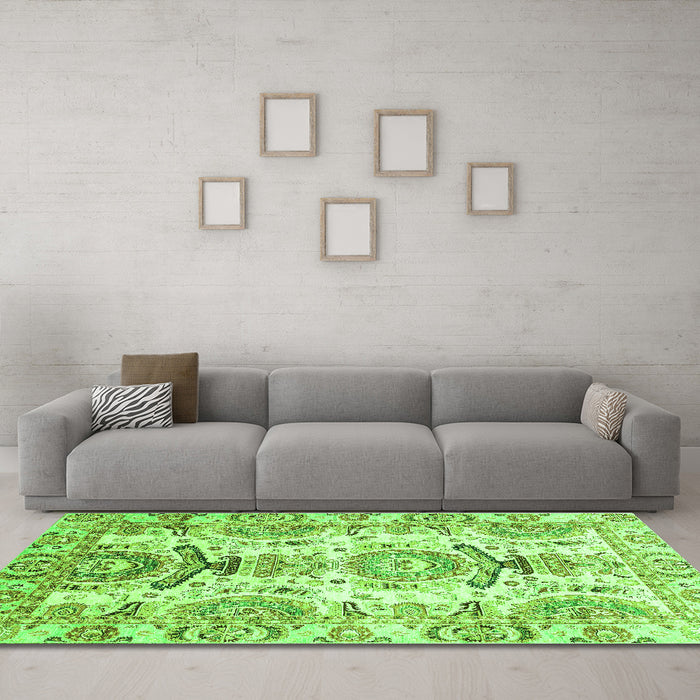 Machine Washable Abstract Green Modern Area Rugs in a Living Room,, wshabs3108grn