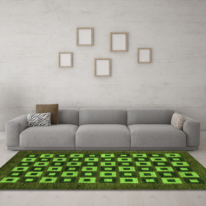 Machine Washable Checkered Green Modern Area Rugs in a Living Room,, wshabs310grn